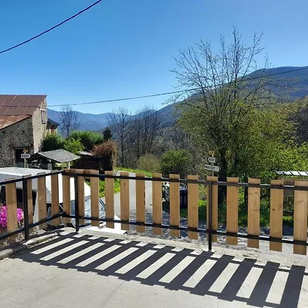 Les Lutins Ferienhaus Biert
